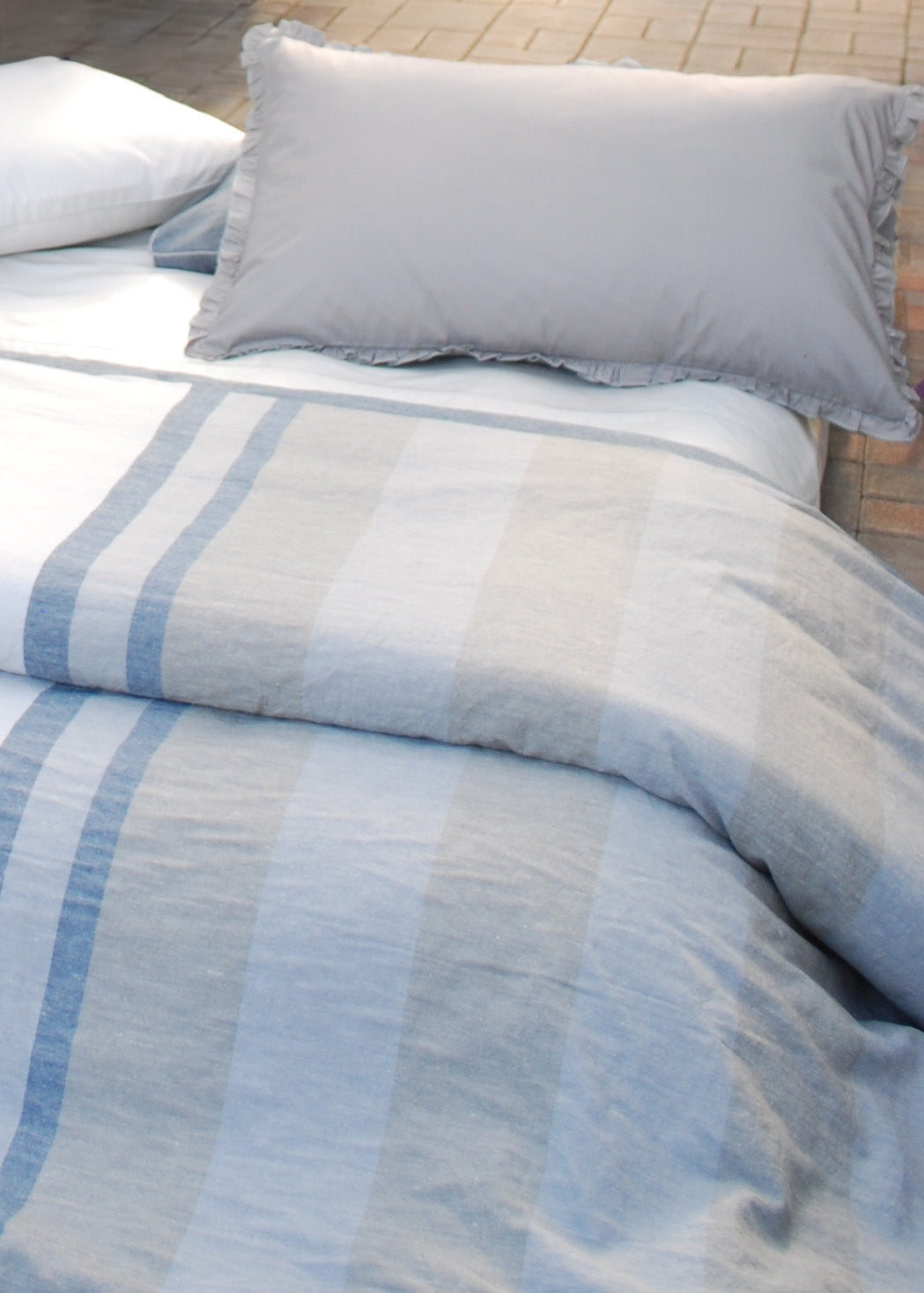Complete double bed