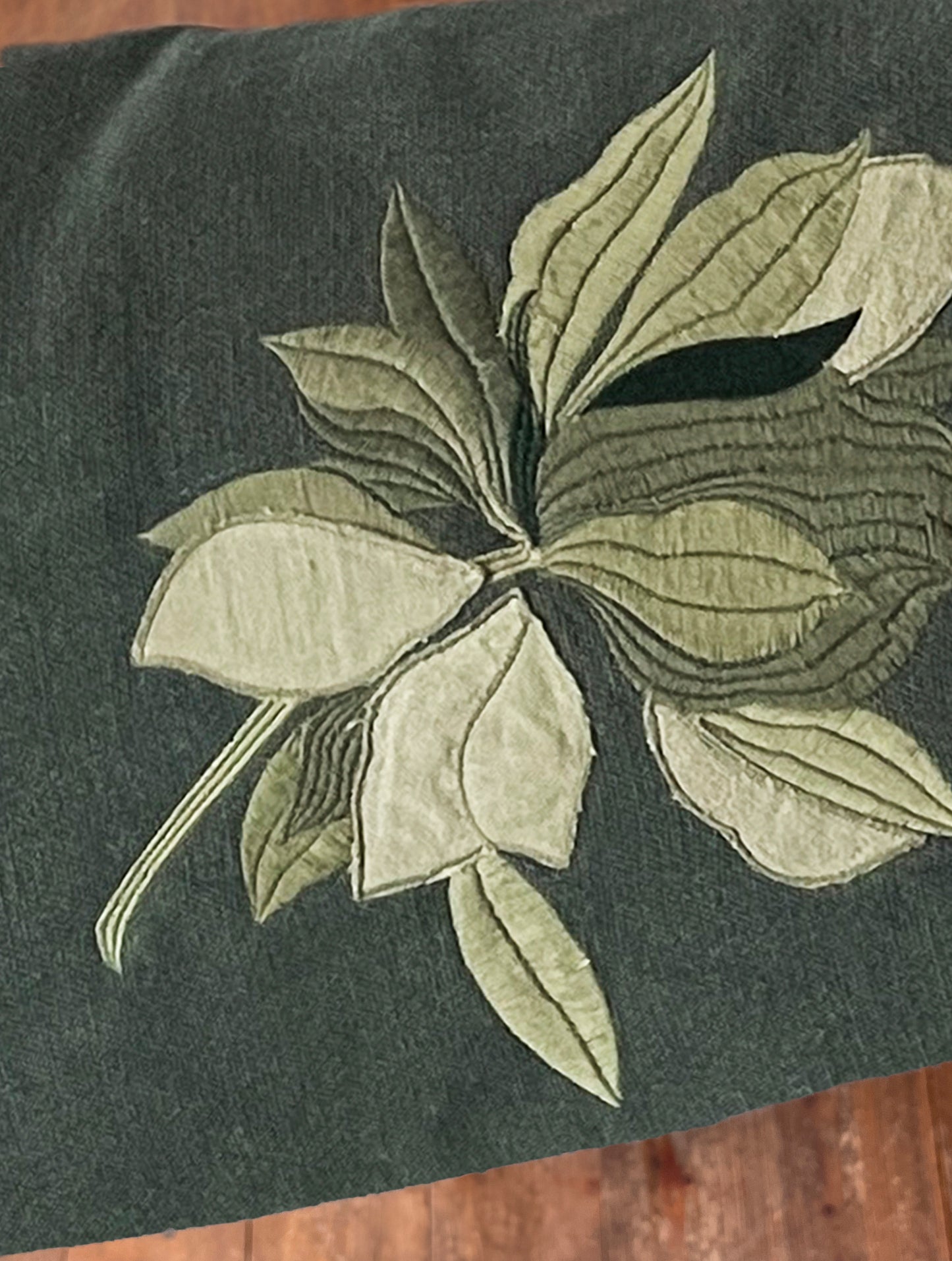 Cuscino ricamo magnolia - Pronta Consegna