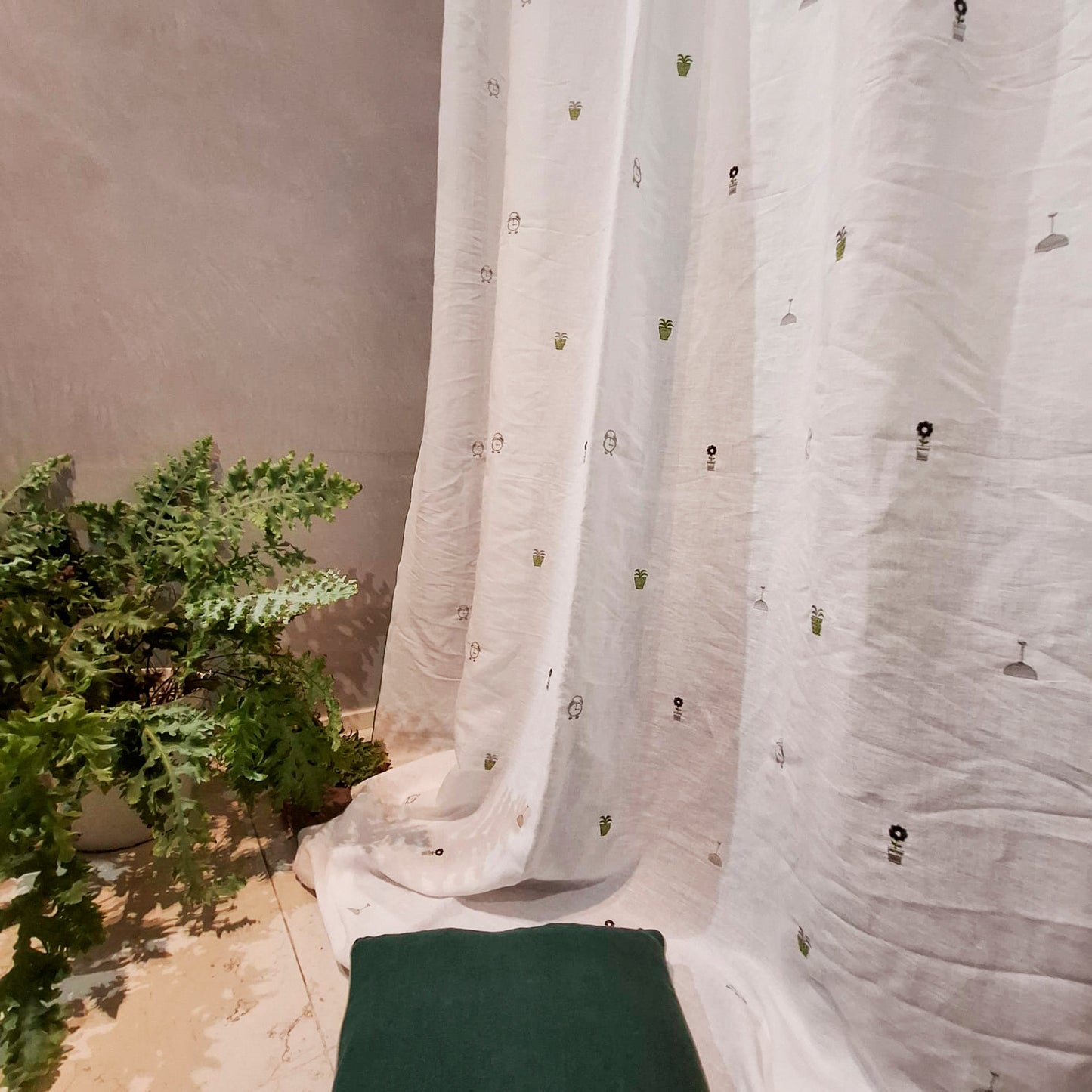 Tenda Nuvola ricamo In Casa