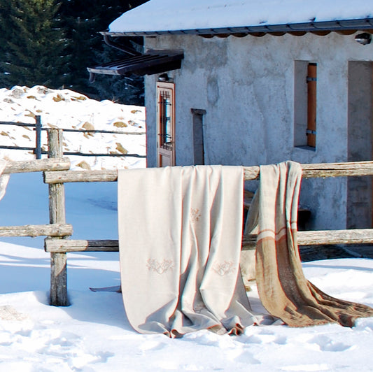 Maple melange wool curtain