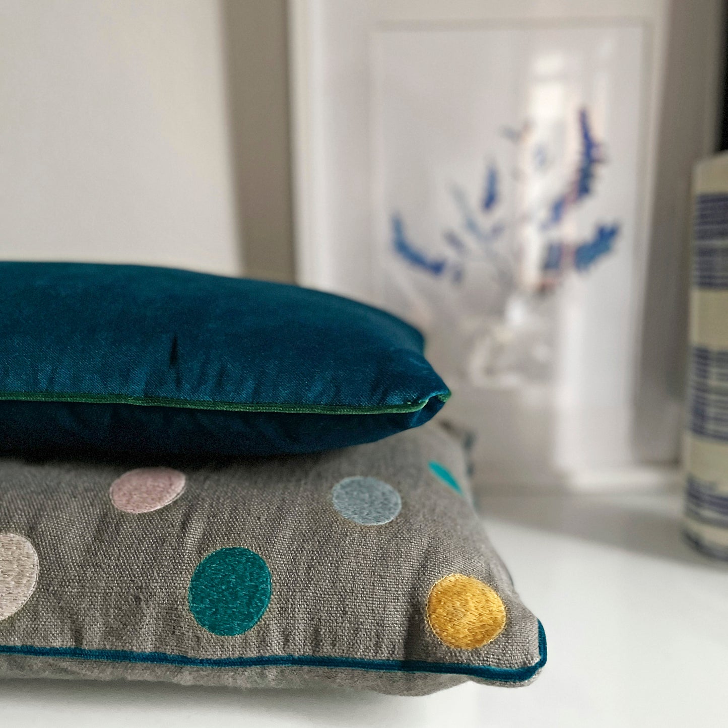 Cuscino Vivere Vintage ricamo bolle