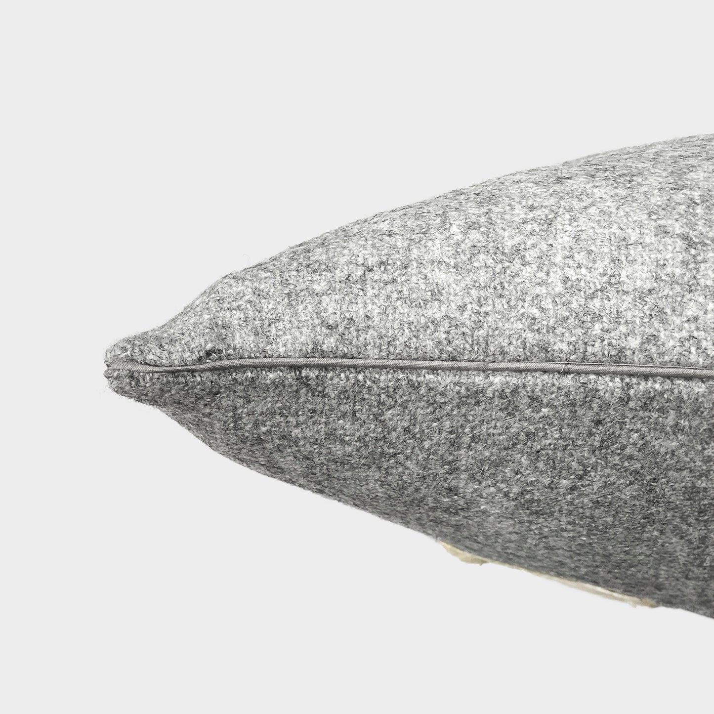 Coussin mouton en laine mélangée