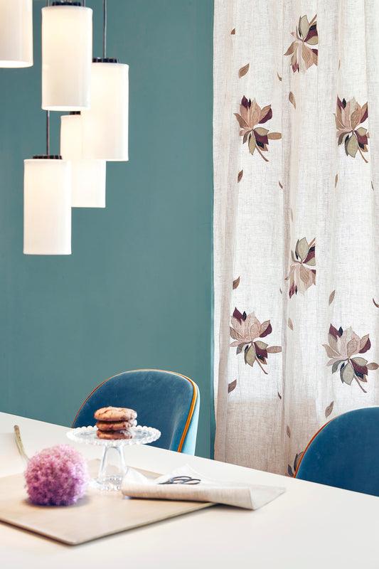 Linen curtain with Magnolia embroidery