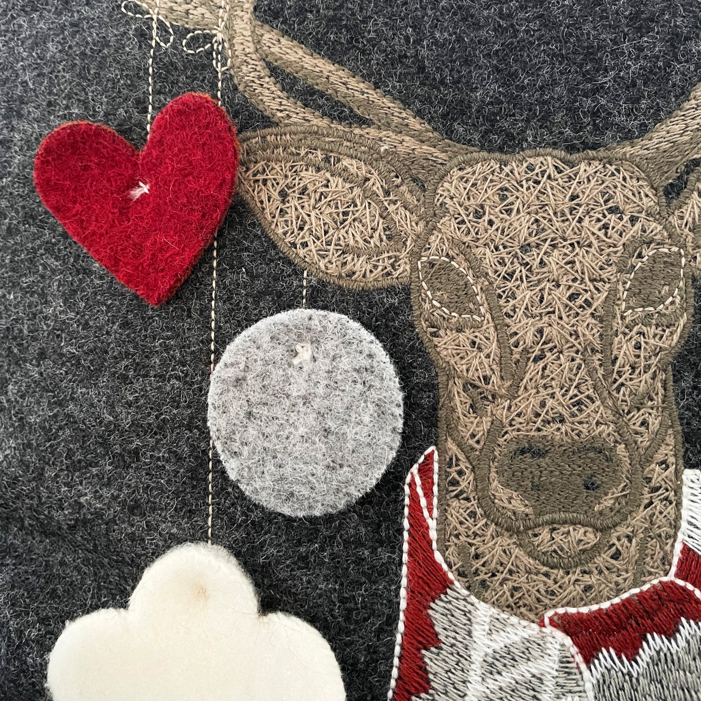 Cuscino Lana Melange ricamo Cervo Allegro