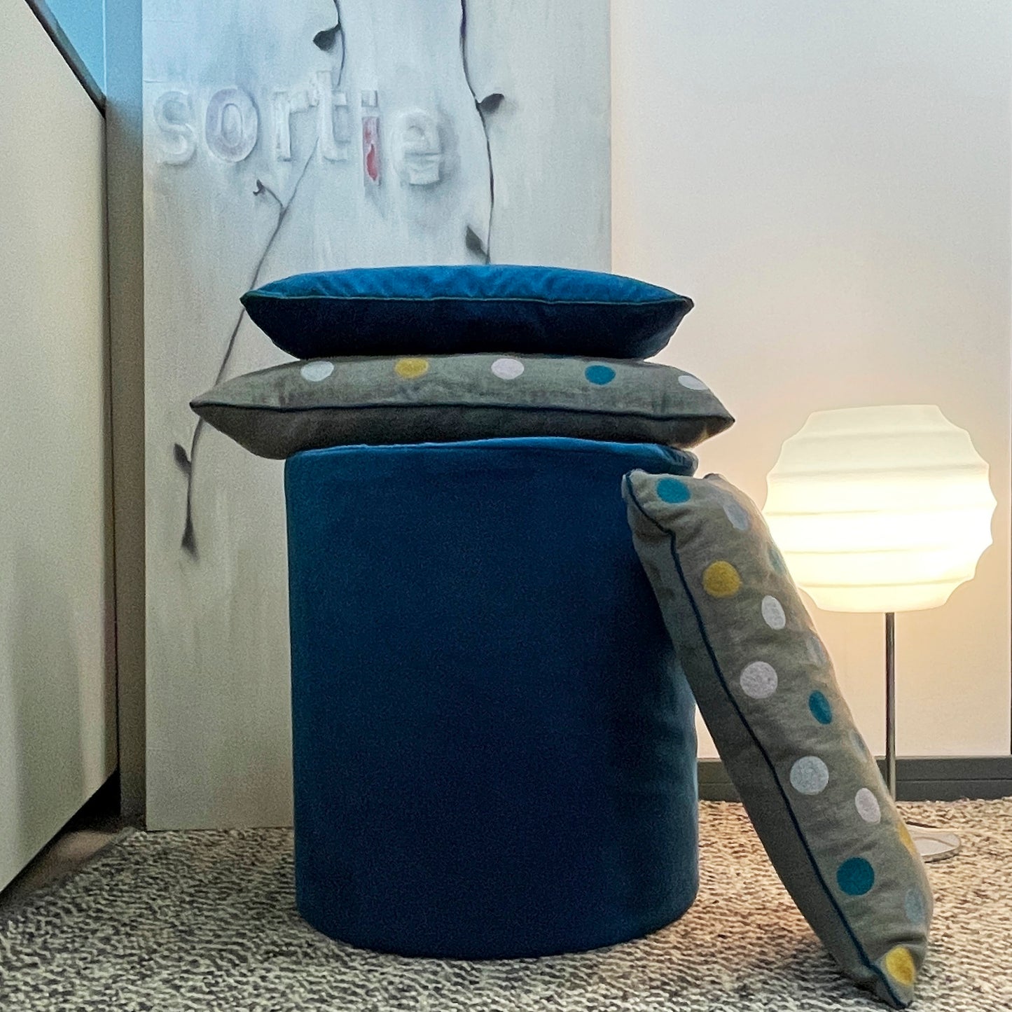 Cuscino Vivere Vintage ricamo bolle